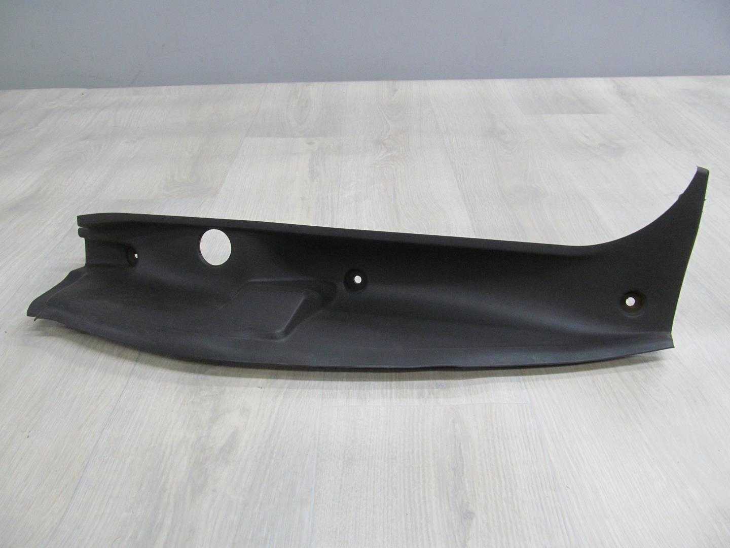 RENAULT ESPACE IV 03-14 OSLONA LAMPY LEWY TYL