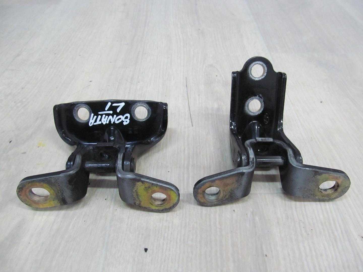 HYUNDAI SONATA IV 05-11 ZAWIAS DRZWI LEWY TYL