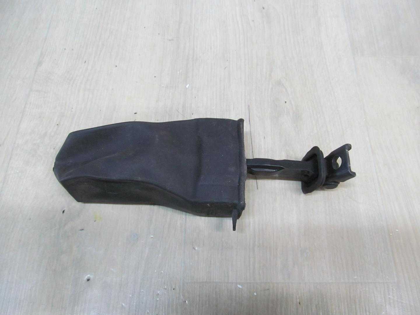 VW POLO 01-09 OGRANICZNIK DRZWI PRAWY PRZOD 6R0837267A