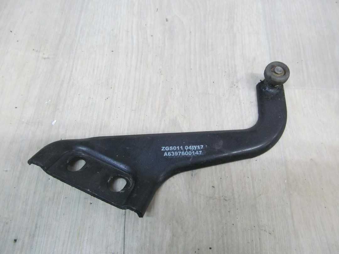 MERCEDES VITO W639 03-14 WOZEK ROLKA DRZWI PRAWA GORNA A6397600147