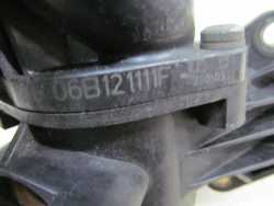 AUDI A4 B6 B7 2.0 FSI OBUDOWA TERMOSTATU  06B121111F