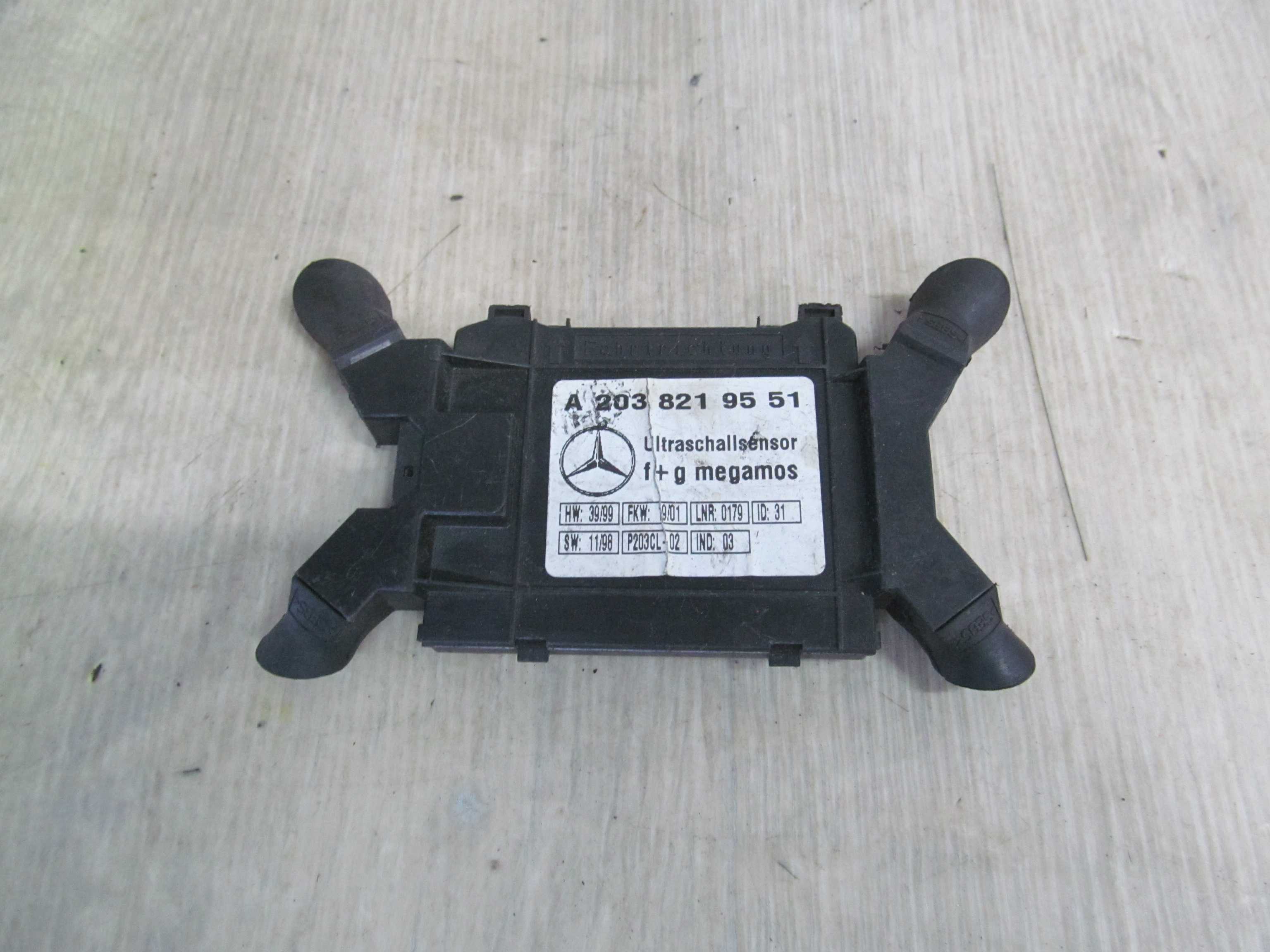 MERCEDES W203 00-07 CZUJNIK ALARMU RUCHU 2038219551