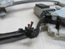 VOLVO V40 S40 99- PODNOSNIK MECHANIZM SZYBY PP