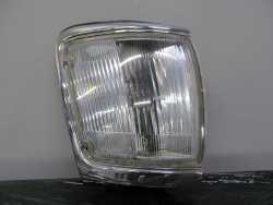 TOYOTA SURF HILUX KIERUNKOWSKAZ MIGACZ LAMPA PRAWY 96/01