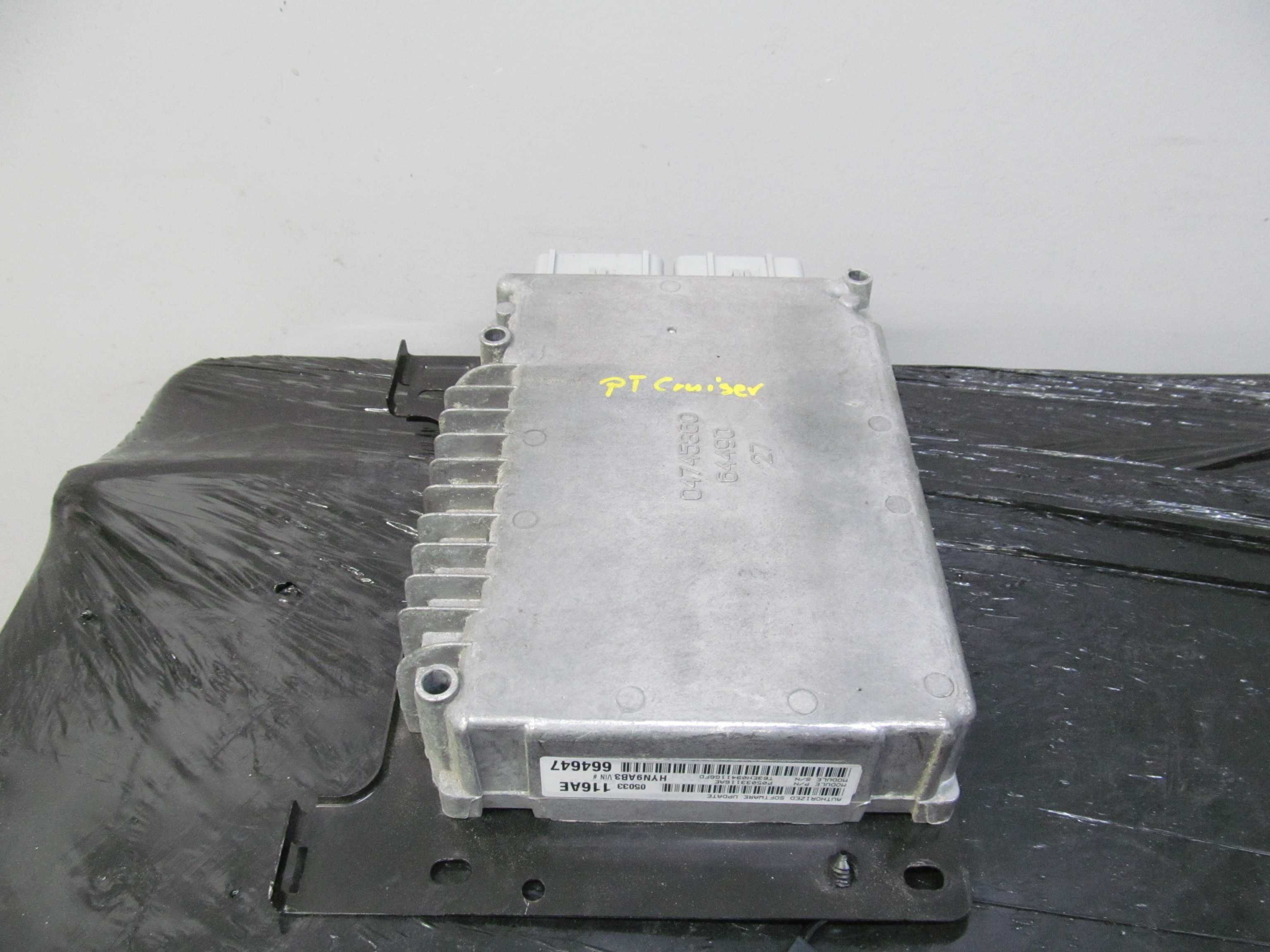 CHRYSLER PT CRUISER 2.0 16V KOMPUTER STEROWNIK P05033116AE