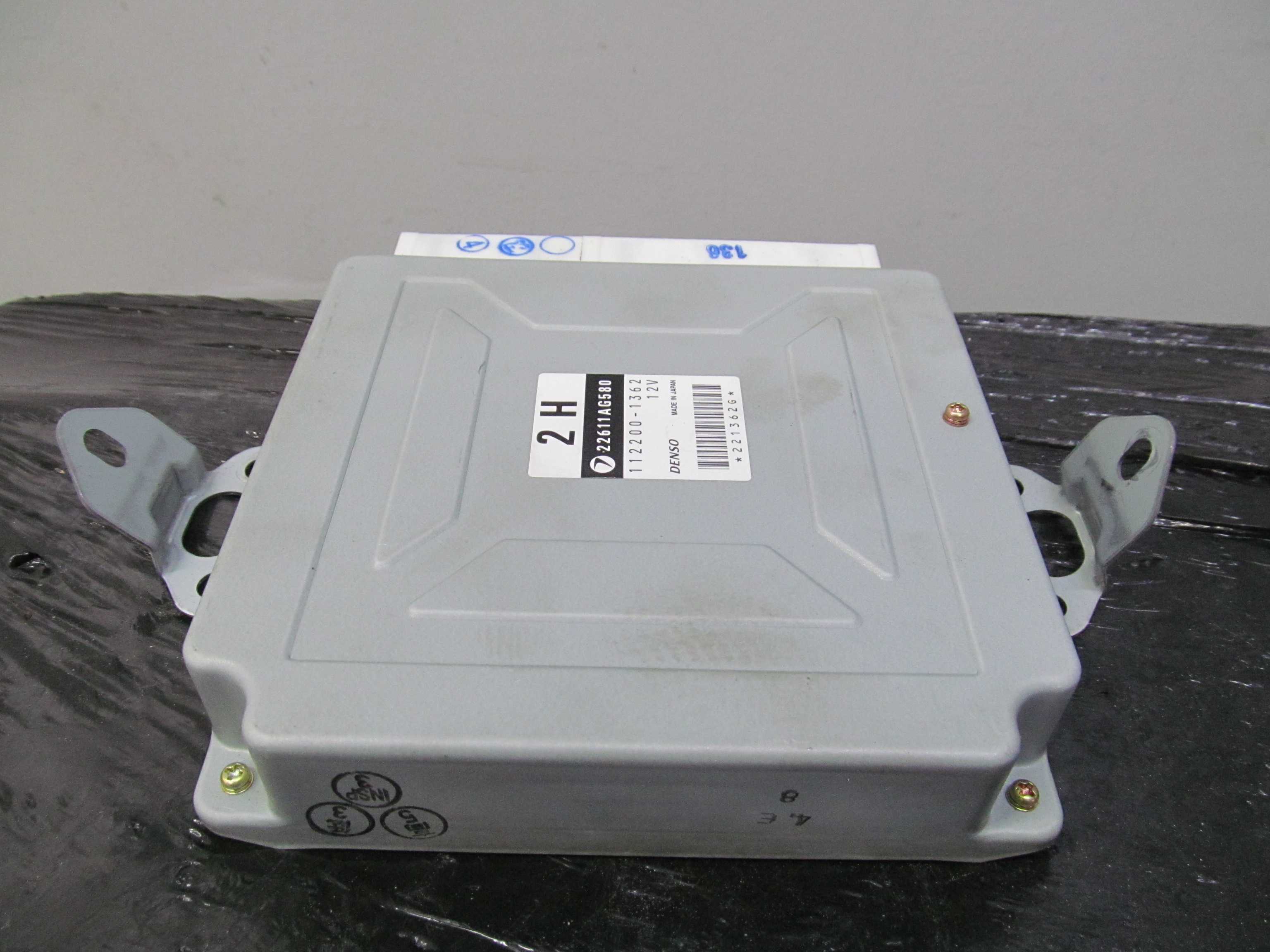 SUBARU 2.0 T KOMPUTER STEROWNIK 22611AG580 112200-1362